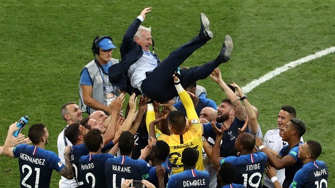 Pháp hạ Croatia vô địch World Cup 2018 trong cơn mưa bàn thắng