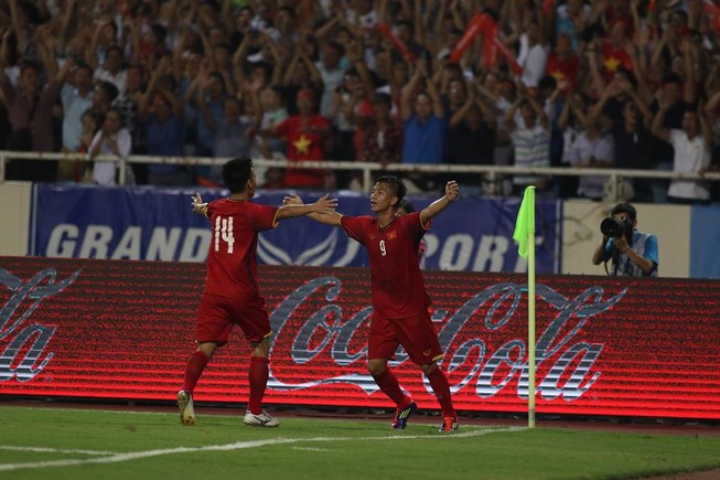 Hòa Uzbekistan, U-23 Việt Nam đăng quang trên sân Mỹ Đình