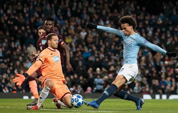 Bayern Munich hòa kịch tính, Man. City thắng nhọc trên sân nhà