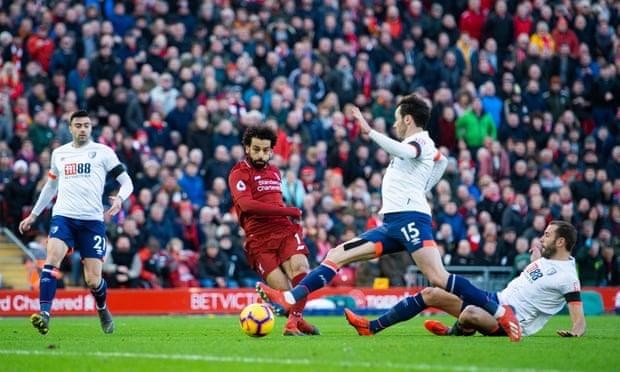 Liverpool, Arsenal cùng thắng, ngôi vương gay cấn, Top 4 căng