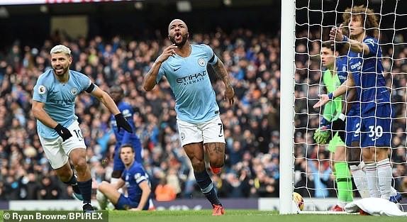 Aguero lập hat-trick, Man City ‘chơi tennis hủy diệt’ Chelsea