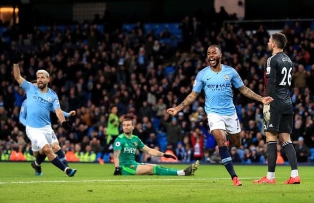 Man. City thăng, Tottenham ‘xịt’