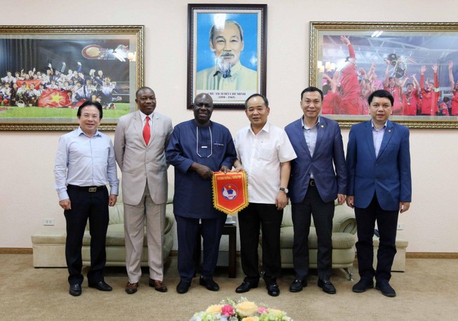 Bóng đá Việt Nam sắp được đá giao hữu với nhà vô địch Olympic