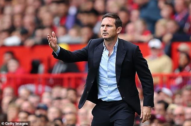 HLV Lampard: 'Chelsea không đáng thua đậm MU 4-0'