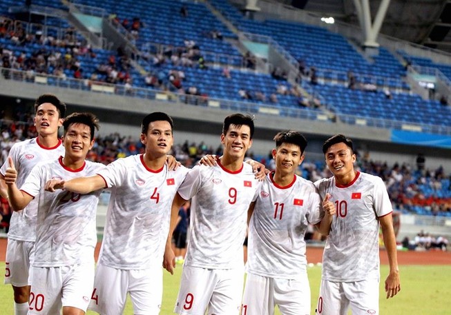Hoang mang vì U22 Việt Nam quá mạnh hay U22 Trung Quốc quá yếu