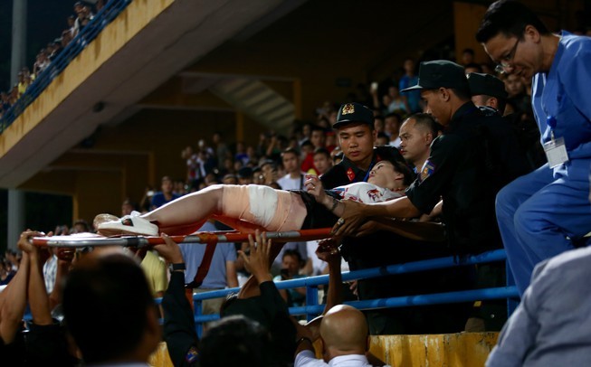 Pháo sáng có thể khiến tuyển VN thiệt hại lớn ở VL World Cup