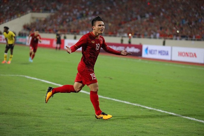Quang Hải rực sáng, tuyển Việt Nam lại khiến Malaysia 'ôm hận'