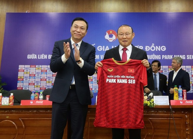 Phó chủ tịch LĐBĐ VN xác nhận kế hoạch đăng cai World Cup 2034