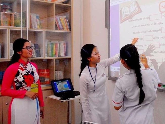 Lương giáo viên cao nhất trong bảng lương sự nghiệp