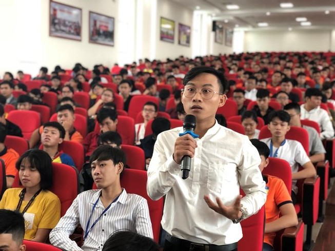 CEO Saigon Books: 'Tôi khởi nghiệp 7 dự án, chỉ 1 cái... sống'