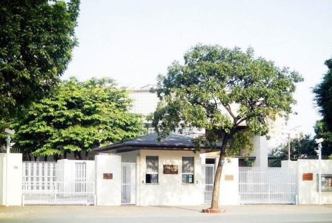 Nhật cảnh báo chiêu dụ học sinh bằng học bổng 3 tỉ