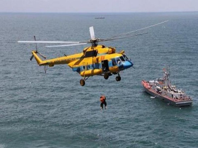 Phối hợp tìm kiếm cứu nạn máy bay lâm nạn trên biển