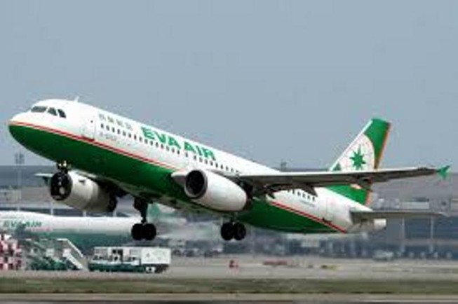 Hãng Eva Air nối lại các chuyến bay đến Tân Sơn Nhất