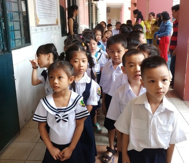 TP.HCM: Học sinh các trường tiên tiến đóng 1,5 triệu/tháng