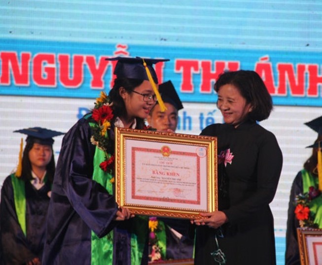 TP.HCM vinh danh 78 thủ khoa năm 2018