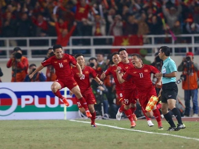 Trận chung kết của đội tuyển Việt Nam ở AFF cup vào đề thi