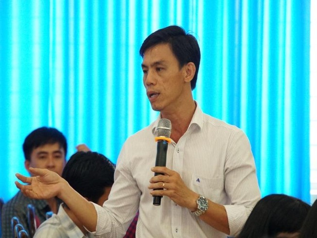 “Dạy học lâu năm theo lối cũ, tôi thấy mình giống thợ dạy!”