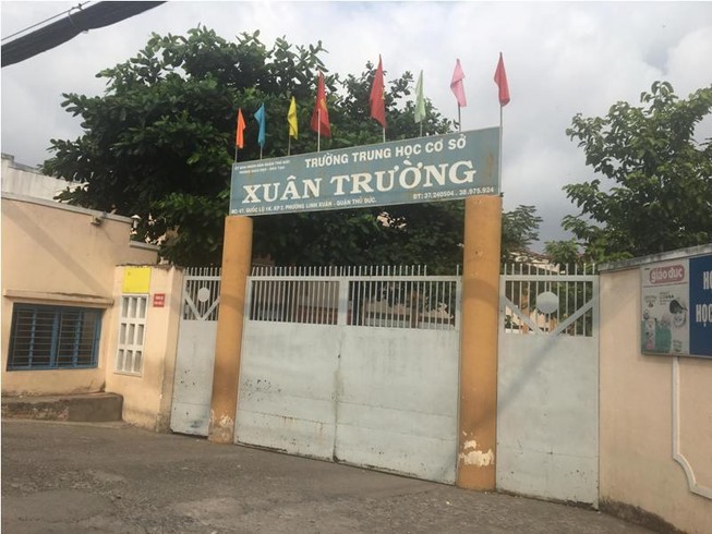 TP.HCM: Một nam sinh bị đánh hội đồng trong sân trường