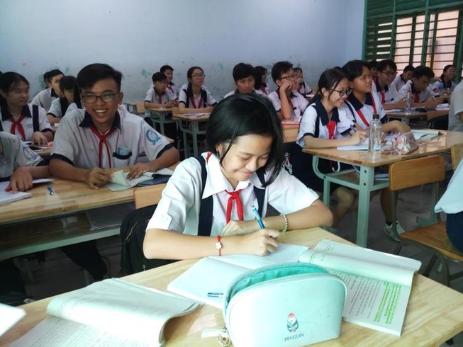 Ngừng tuyển sinh lớp chuyên Tin tại chuyên Trần Đại Nghĩa
