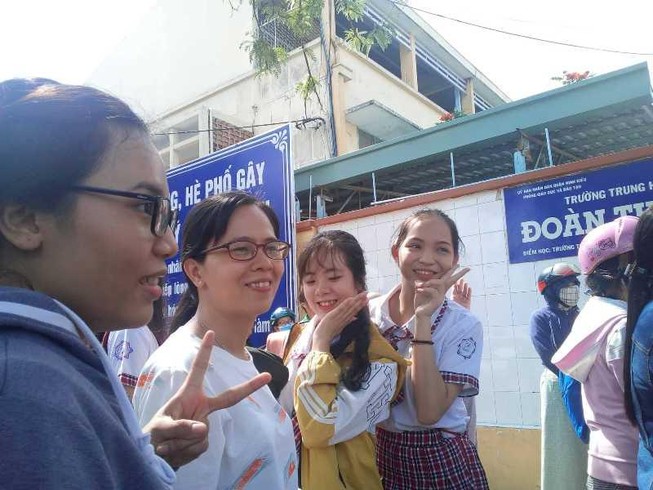 'Ai đã đặt tên cho dòng sông' làm khó thí sinh