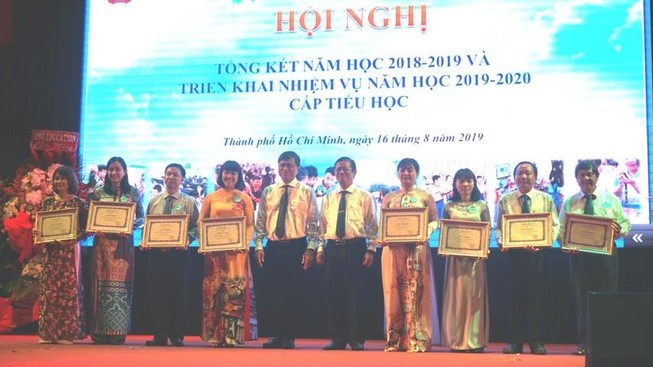 Không chấp nhận các thầy cô giáo vi phạm đạo đức