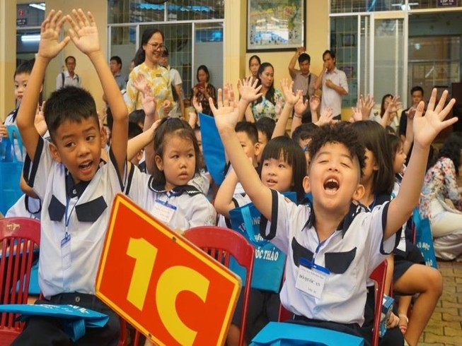 1001 cung bậc cảm xúc của học sinh lớp 1 trong ngày tựu trường