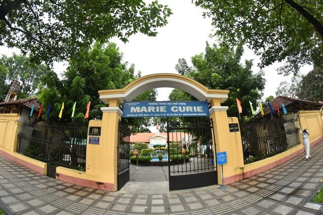 Học sinh Marie Curie bị chém: Mâu thuẫn từ 2 nữ sinh