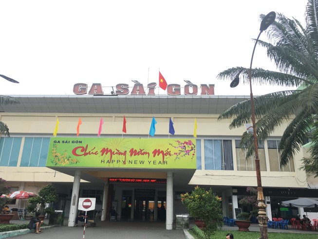 Đi xe lửa hết được ăn miễn phí