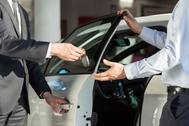 Nằm lòng nguyên tắc kiểm tra khi thuê xe ô tô tự lái dịp Tết