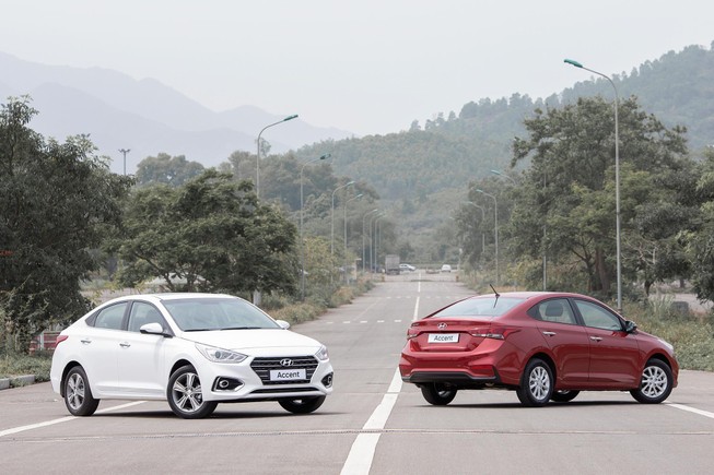 Với 600 triệu chọn Honda City Top hay Hyundai Accent 2019