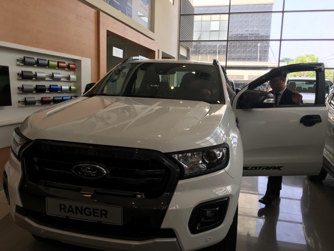 Vua bán tải Ford Ranger bị triệu hồi gần 10.000 xe
