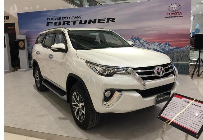 Chevrolet, Toyota, Hyundai đua nhau giảm giá xe 7 chỗ