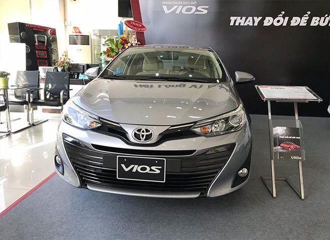 Toyota Vios bất ngờ giảm giá lên đến 41 triệu đồng
