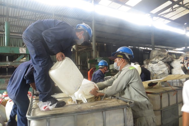 Phát hiện men rượu dạng bột siêu rẻ gây ngộ độc