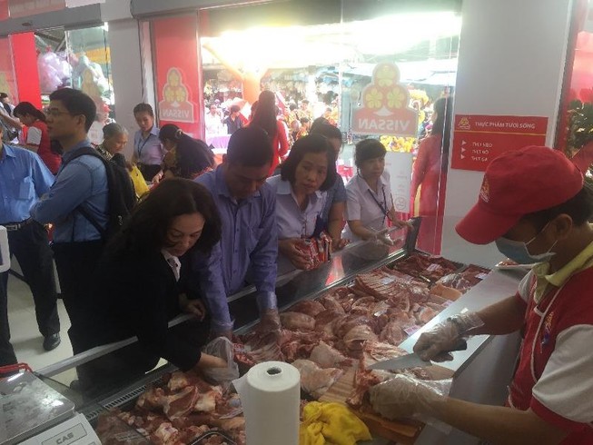 Kiểm soát giá vệ sinh thực phẩm hàng Tết