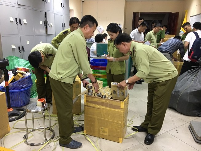 Phó Thủ tướng chỉ đạo ngăn chặn xì gà trái phép