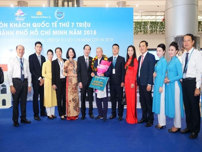 TP.HCM đón vị khách quốc tế thứ 7 triệu