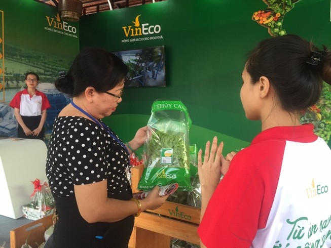 Muốn ăn sạch thì đừng ... tiện đâu mua đó
