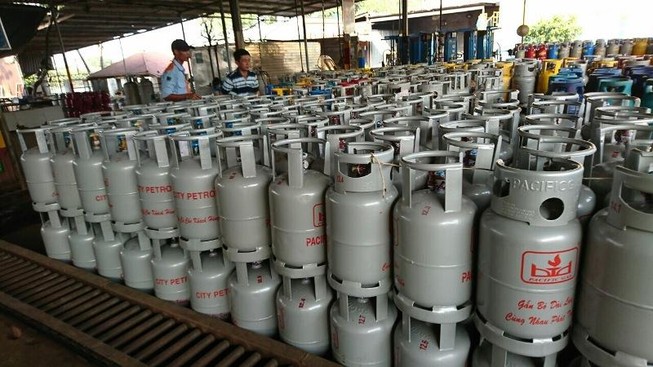 Giá gas tháng 5 tăng thêm 2.000 đồng/bình 12kg