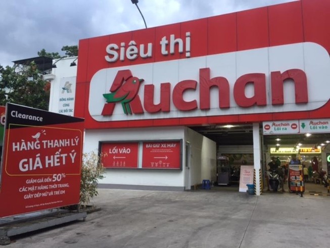 Auchan tung đợt giảm giá khủng trước khi tạm biệt Việt Nam