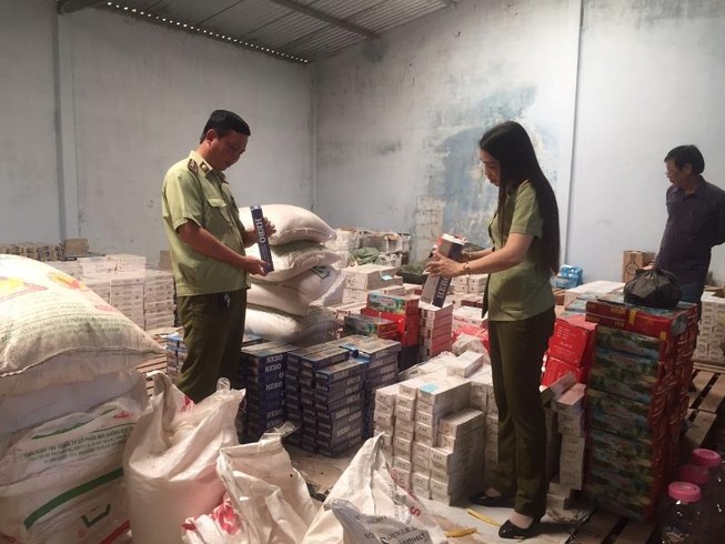 Thuốc lá lậu: Tiêu hủy không được, bán cũng không xong