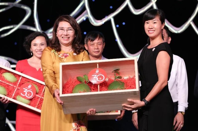 2 trái bưởi Việt giá siêu đắt 120 triệu đồng có gì đặc biệt?