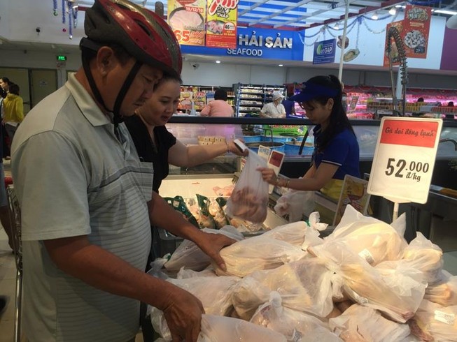 Thực hư gà Mỹ siêu rẻ 18.000 đồng/kg bán ở chợ cóc