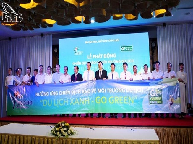 Môi trường du lịch Việt Nam bị xâm hại 'hồn nhiên'