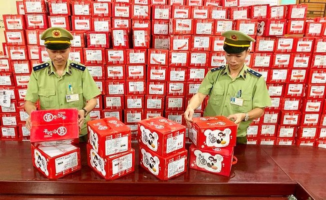 Bán hơn 56.000 bánh Trung thu Trung Quốc nhập lậu