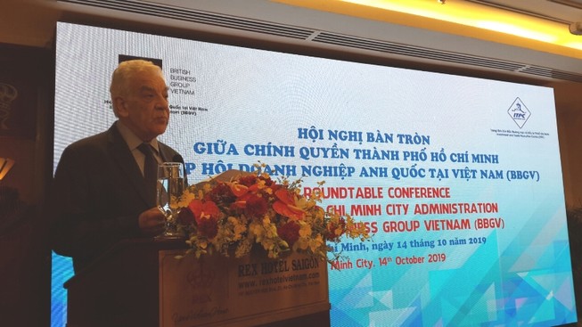 Xin lỗi doanh nghiệp Anh vì Tân Sơn Nhất quá tải