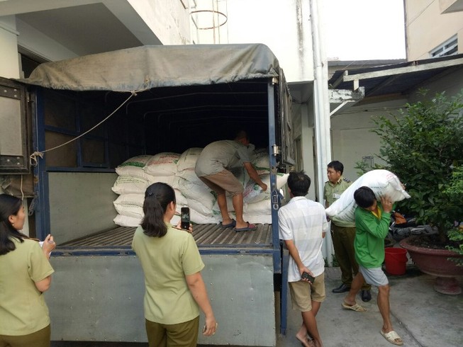 Buôn lậu đường cát tăng khiến nhiều nhà máy đóng cửa