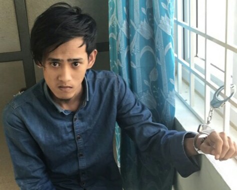 Tống tình, tiền bằng nhiều clip khỏa thân