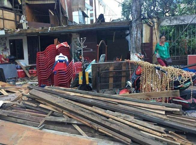 Bí thư Khánh Hòa: Tạo điều kiện để dân sửa nhà do bão