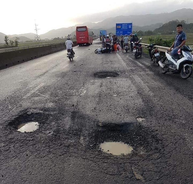 Đề nghị khởi tố vụ án sụp 'ổ gà' dẫn đến tử vong trên quốc lộ